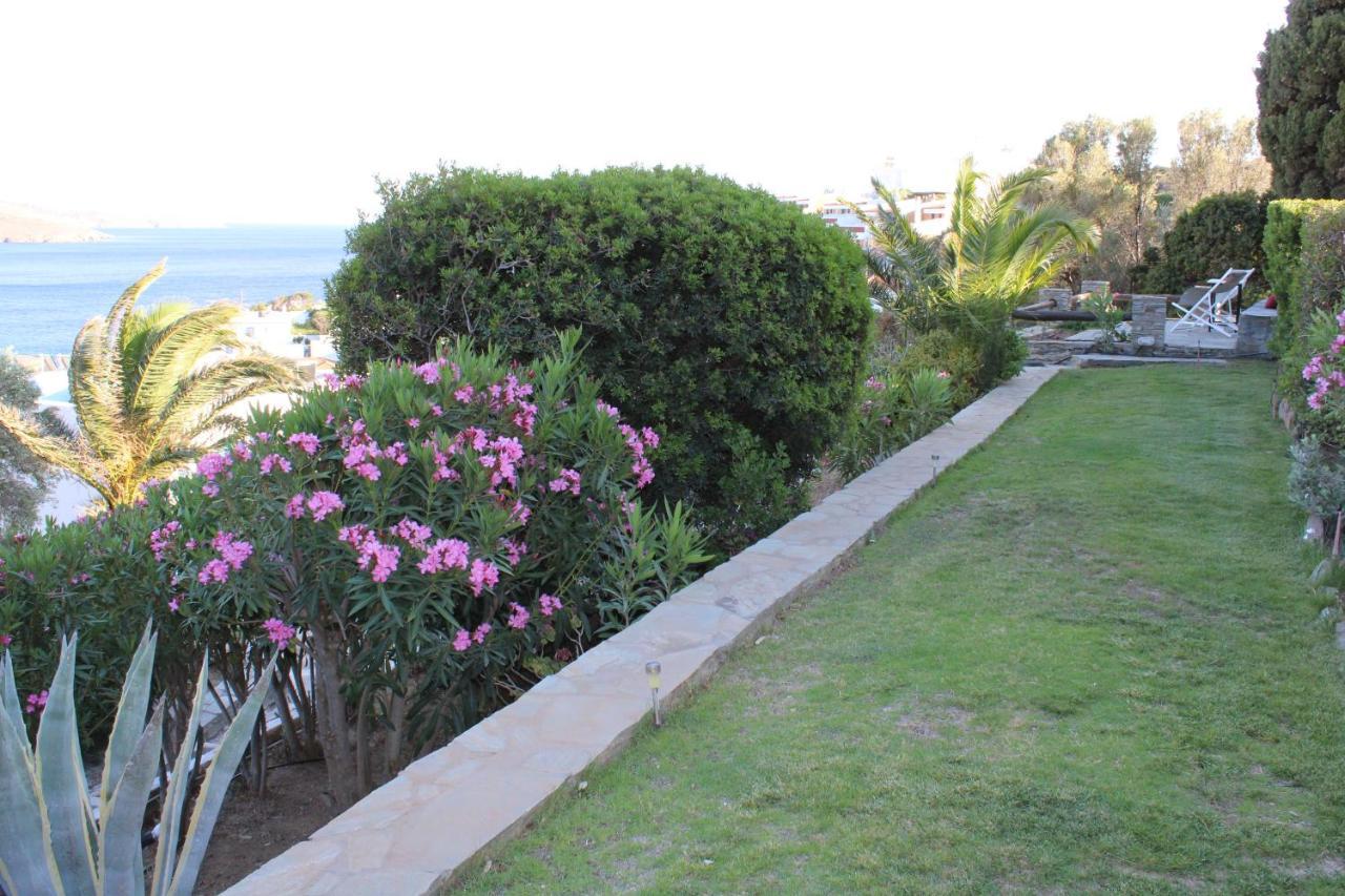 Blue Dolphin Hotel Batsíon Exterior foto